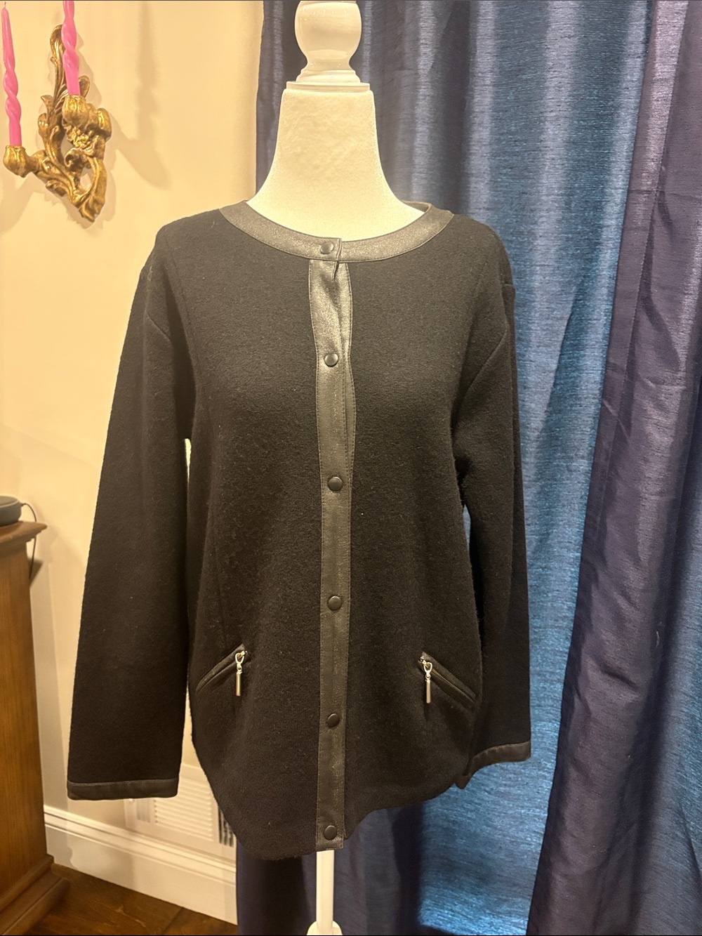 Black Button-Front cardigan/Jacket 100% wool fabric